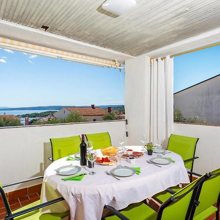 3 Bedroom Stunning Apartment In Krk Крк Екстер'єр фото