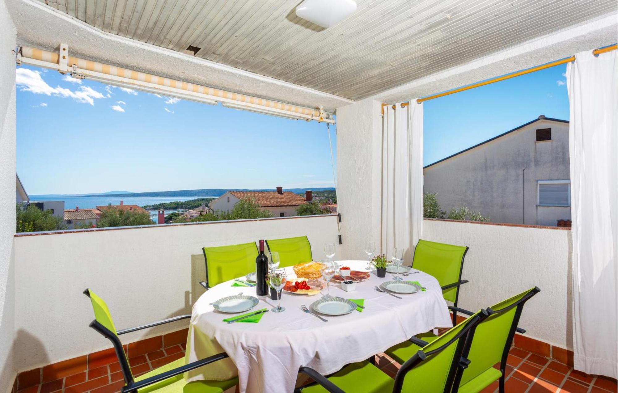 3 Bedroom Stunning Apartment In Krk Крк Екстер'єр фото